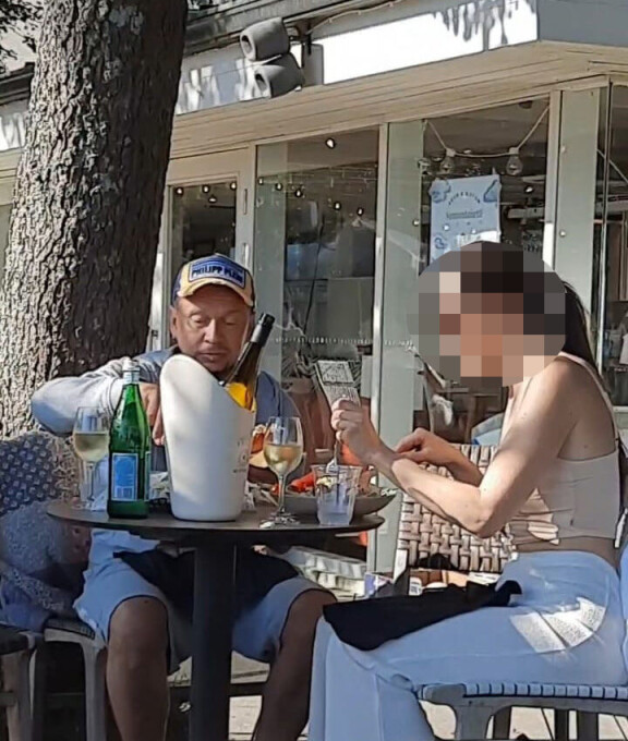 JP Kukkonen söi illallista Lauttasaaressa sijaitsevan Kahvila Kasinonranta eli Kassarin terassilla.