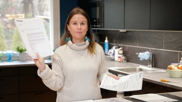 ”Minut leimattiin valehtelijaksi” Saana selvisi 23 uhria vaatineesta onnettomuudesta – mutta sitten alkoi seitsemän vuoden helvetillinen vakuutustaistelu Saana Kiviranta