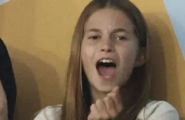 Tuoreet kuvat prinsessa Charlottesta hurmaavat – "Mamma mia"