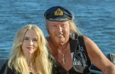 Danny ja Helmi Loukasmäki herättivät huomiota kattoterassilla – salakuva!