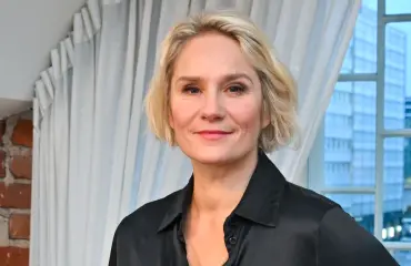 Laura Malmivaara joutui hikihommiin vaunujen kanssa – salakuvat tuskaiselta taipaleelta!