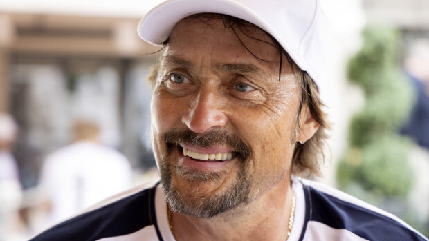 Teemu Selänne nauratti asiakkaita kesken ruokaostosten – salakuva!