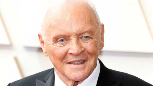 Mitä ihmettä?! Tältä Anthony Hopkins näyttää nykyään