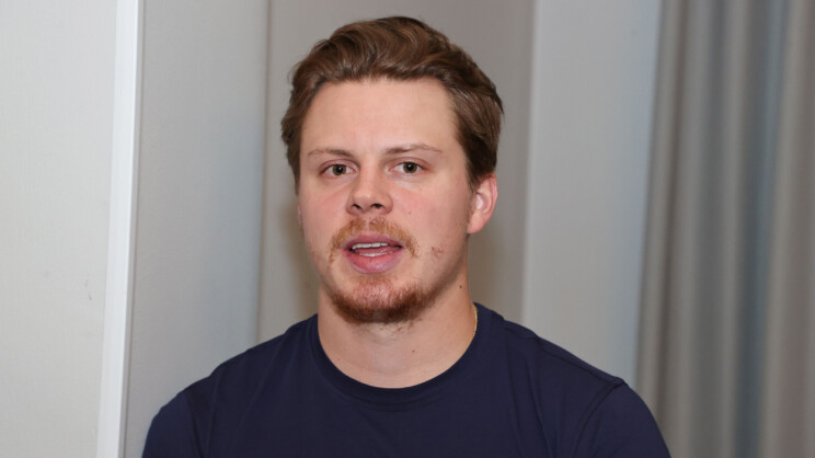 Kasperi Kapanen meni naimisiin – Matleena-rakkaalla näyttävä mekko