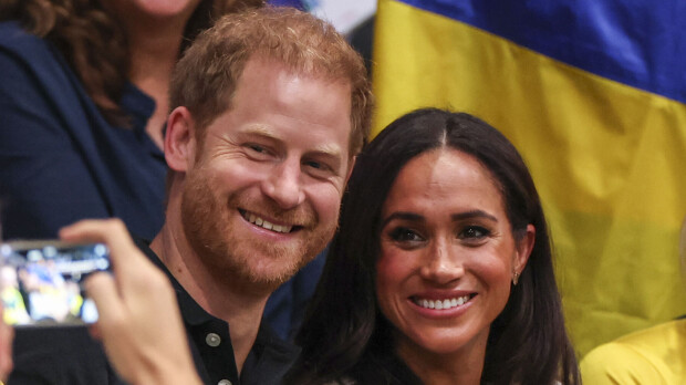 Prinssi Harry ja herttuatar Meghan: Salakuvat rannalta!