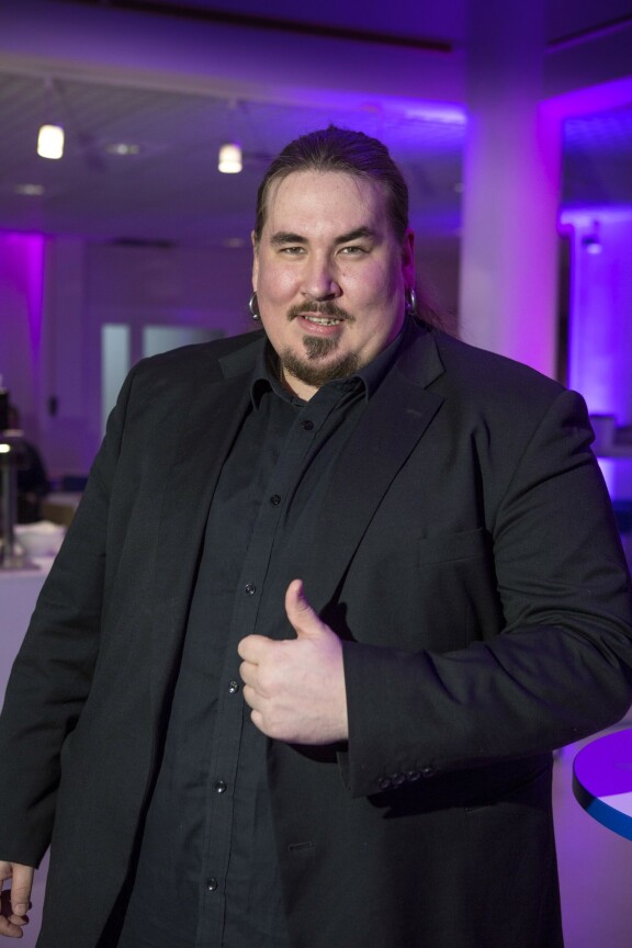 Antti nähtiin heinäkuussa kisaamassa Seinäjoen Tangomarkkinoilla. Tangokuninkaan kirkkain kruunu meni tällä kertaa kuitenkin laulaja Veeti Tikkaselle.