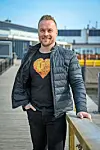 Hypnotisoija ja elämänhallintavalmentaja Sami Minkkinen on ajautunut syviin taloudellisiin ongelmiin. Hän myöntää tehneensä pahan arviointivirheen.