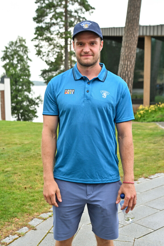 Aleksander Barkov kertoi huolestaan Kontiolaa kohtaan Leijonien olympiatilaisuudessa.