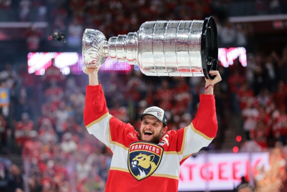Barkov on Florida Panthersin kaksinkertainen mestarikapteeni.