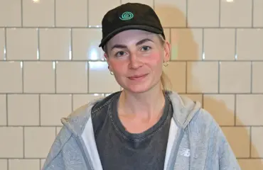 Karoliina Tuominen testasi ällöttävän kuuloista drinkkiä – maistaisitko?