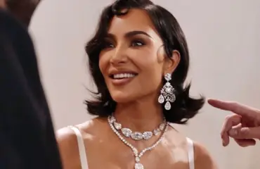 Vau, mikä leidi! Tältä näyttää Kim Kardashianin 91-vuotias isoäiti