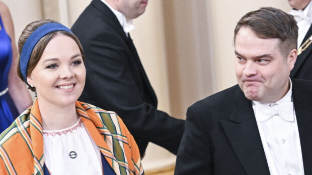 Anna: Tästä syystä Katri Kulmuni ei synnytä Suomessa