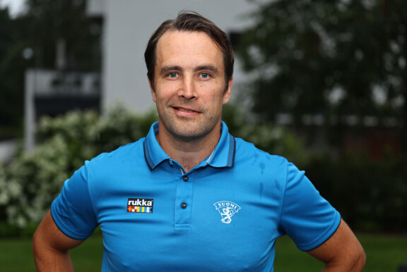 Tuomo Ruutu kuuluu myös Leijonien valmennusryhmään.