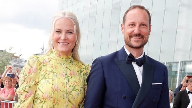 Haakonin ja Mette-Maritin yllätyspäätös: Norjan kruununprinssipari irtisanoi vuokrasopimuksen Haakon