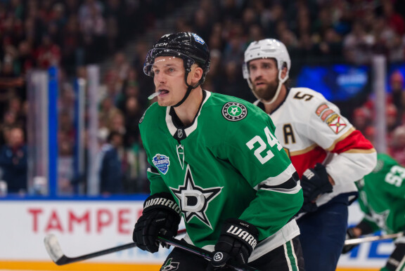 Roope on Dallasin ykkössentteri ja lukeutuu Suomen kovapalkkaisimpiin NHL-tähtiin.