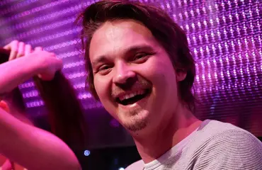 Oho! Roope Salminen muutti täysin tyylinsä - tunnistamaton kuva