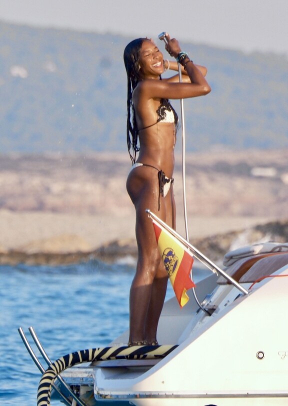 Naomi on edelleen huippukunnossa.