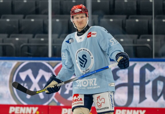 Teemu Pulkkinen pelasi viime vuonna Slovakiassa, Saksassa ja Sveitsissä.