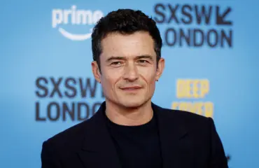 Täydellinen bilekämppä! Katy Perrysta eronnut Orlando Bloom hommasi hulppean poikamiesboksin