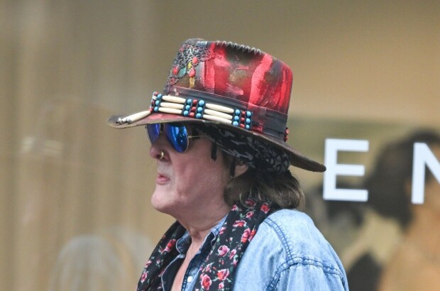 Andy McCoy palasi vihdoin Suomeen! Tältä näyttää rocklegendan veli – kuvat!