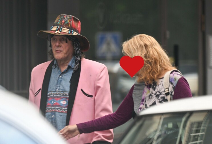 Andy McCoy löysi uuden rakkaan – paparazzikuvat!