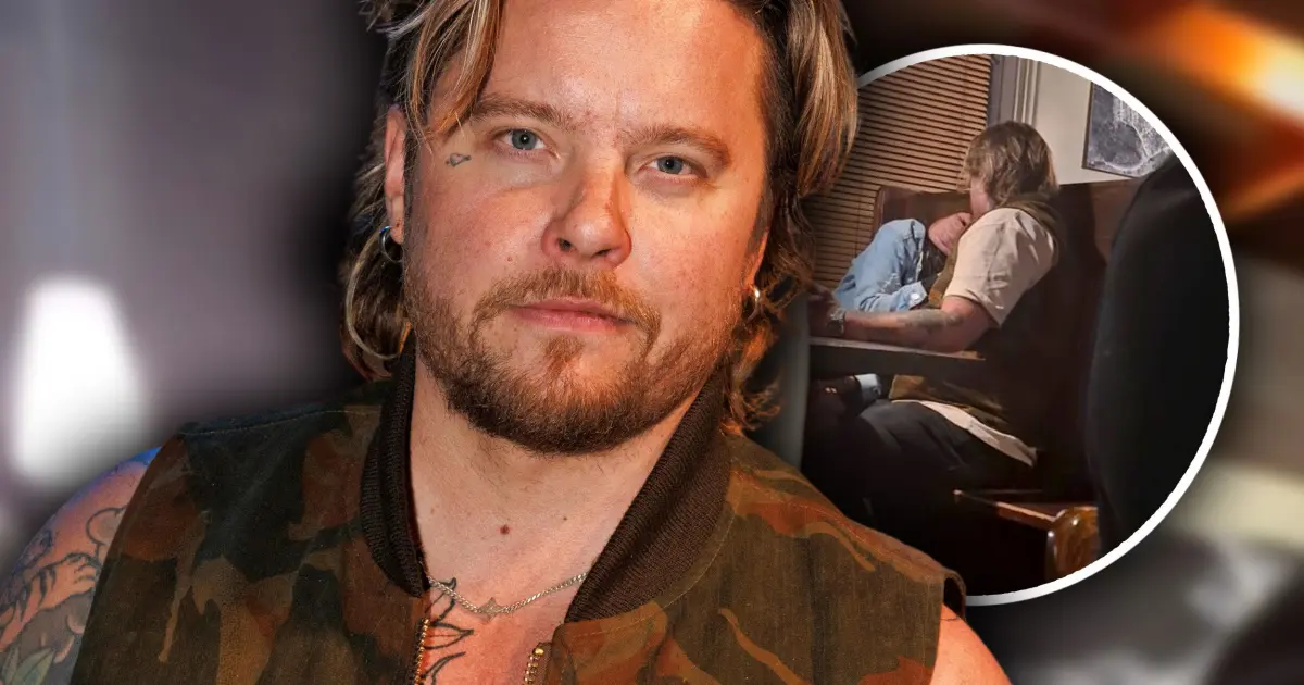 Archie Cruz ja näyttävä brunetti: kiihkeitä hetkiä kapakassa! | Seiska