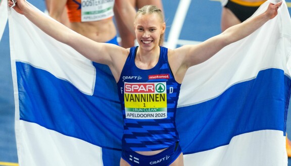 Alle 23-vuotiaiden Euroopan mestaruuden lisäksi Saga Vanninen on voitanut tällä kaudella viisiottelun hallin ja sisäratojen maailmanmestaruuden.
