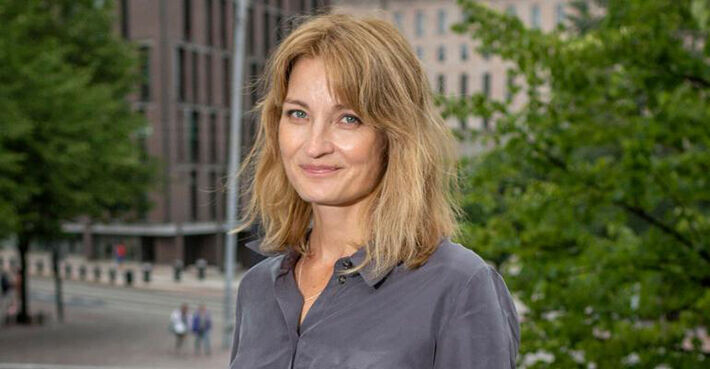 Matleena on nähty viime vuosina muun muassa Modernit miehet ja Maria Kallio -sarjoissa. Matleena Kuusniemi