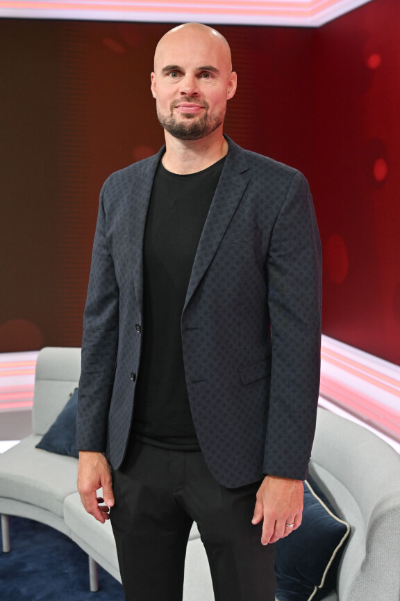 Jesse Joensuu on MTV:n uusi lätkäasiantuntija.