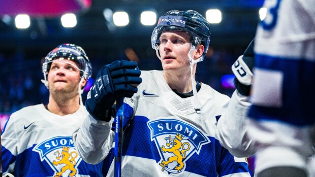 NHL-miljonääri turkulaisessa baarissa blondi kourassa – salakuvat!