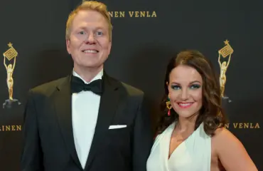 Aki ja Katri Riihilahden lapsen nimi paljastui