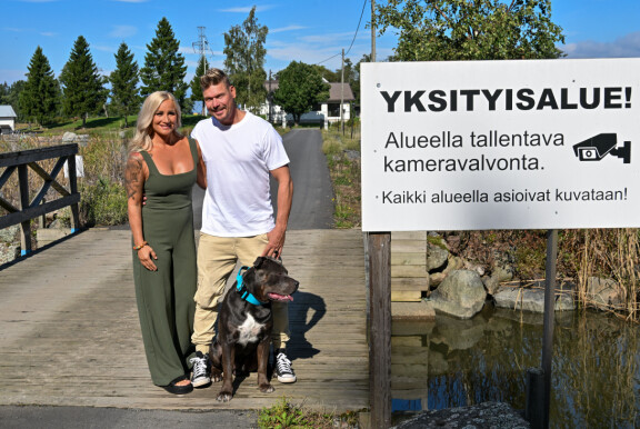 Kiva kun kävitte kylässä! Nähtäväksi jää, miten Ritan ja Akin suunnitelmille käy.