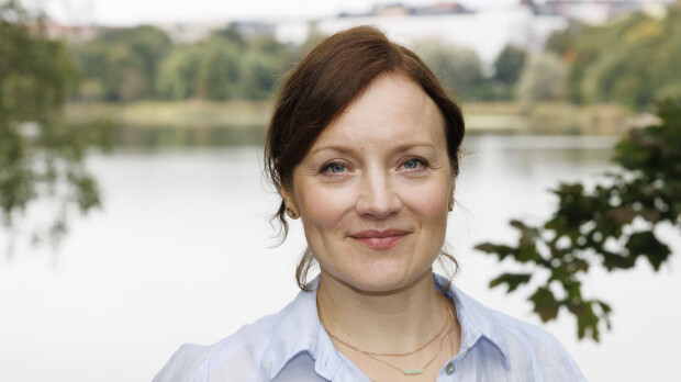 Tästä syystä ihmiset lähestyvät Elena Leeveä uimahallissa