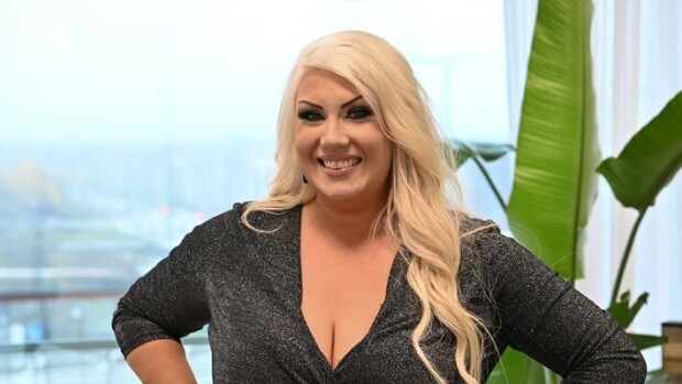 Miss XL Mira Kontiota pidettiin suvun mustana lampaana: Koettelin äitini hermoja Mira Kontio
