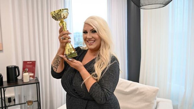 Näin Miss XL -voittaja Mira Kontio käytti 1 000 euron arvoisen palkintonsa Mira Kontio