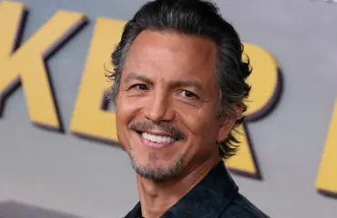 Benjamin Bratt vaihtoi Julia Robertsin hemaisevaan Bond-tyttöön