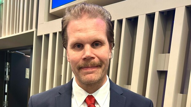 Olli Jokinen dominoi Helsingin yötä – luettelee Seiskalle: ”Hesperia, Kaivohuone…”