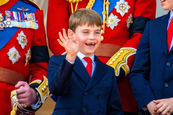 Prinssi Louis nähdään usein kuninkaallisissa menoissa hyvin hilpeänä.