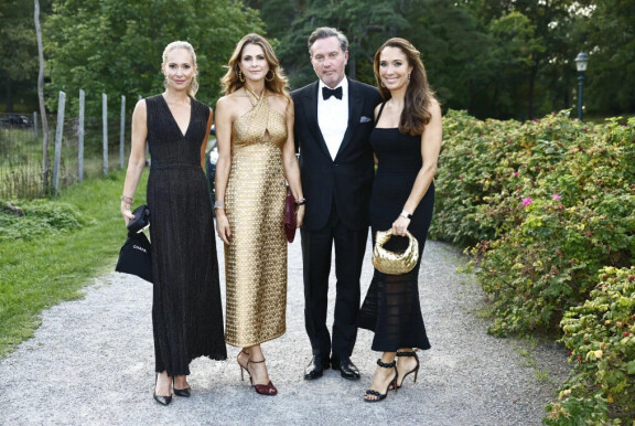 Madeleine ja Chris saivat mukaansa prinsessan bestiksen Lussanin (oik.).