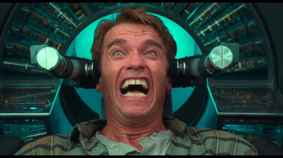 Total Recall oli yksi aikansa kalleimmista elokuvatuotannoista.
