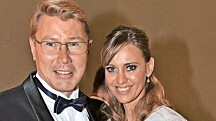 Mika Häkkisen Marketa-vaimon kohupaljastus: vehtasivat vuosia Mikan ollessa naimisissa!