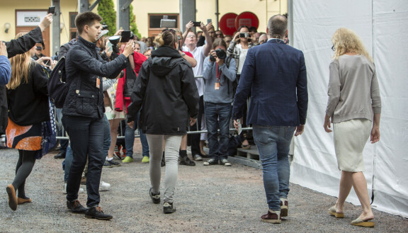 Pekka Lehdon mukaan julkisuus Anneli Auerin kohdalla ei lopu koskaan. Vuonna 2016 Anneli antoi haastattelun Porissa toimittaja Tuomas Enbuskelle.