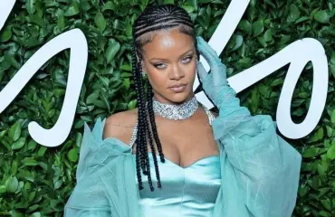 Rihanna sai paniikkikohtauksen pikkukaloista – nämä ovat Hollywood-tähtien omituisimpia pelkoja 