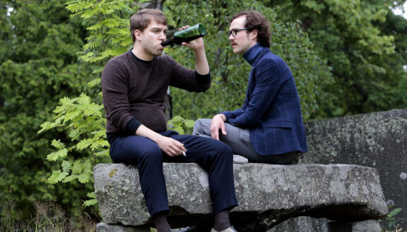 Love Recordsista kertovassa elokuvassa Tomi Alatalo näytteli Otto Donneria ja Jarkko Niemi Atte Blomia.
