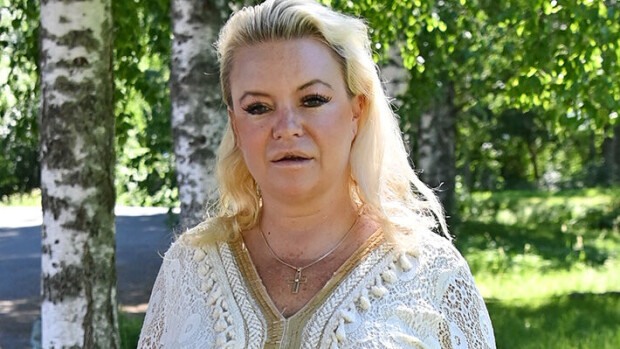 Johanna Tukiainen avautuu vankilakokemuksestaan: ”Pidettiin kuin pientä eläintä!” Johanna Tukiainen