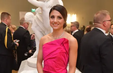 Loukkaantunut Nooralotta Neziri julkaisi kuvia leikkaussalista - ei herkille!