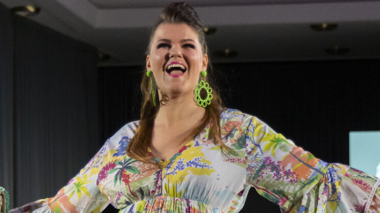 Exä mokasi kesken keikan! Saara Aalto paljastaa: Yllättävä tilanne ilman vaatteita