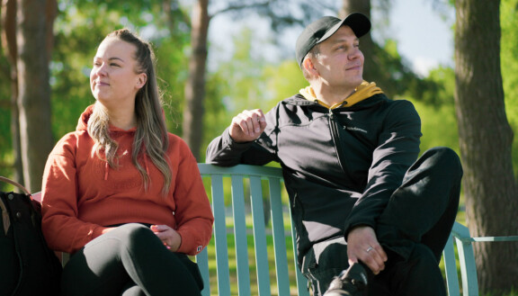 Julia on ylpeä itsestään, että sai pidettyä kiinni omista rajoistaan. Ensitreffit alttarilla Julia ja Arttu