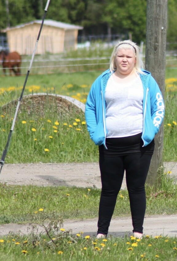 Entisessä elämässään Pia joutui käyttämään miesten XXXXL-koon paitoja.