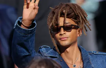 Paidaton Jaden Smith villitsi Pariisissa